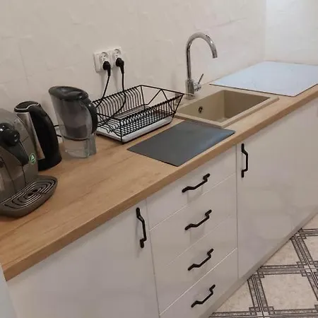 公寓 Krolewiecka 45a Centrum Weekendy Parter Blisko Amfiteatr *